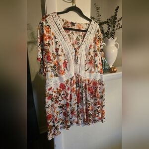 Torrid White Floral Crochet-Trim V-Neck Top with Orange and Pink Roses